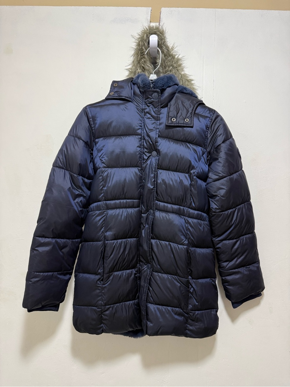Abercrombie kids Winter Coat with Faux Fur Trim Hood Girlโs Sz 11/12